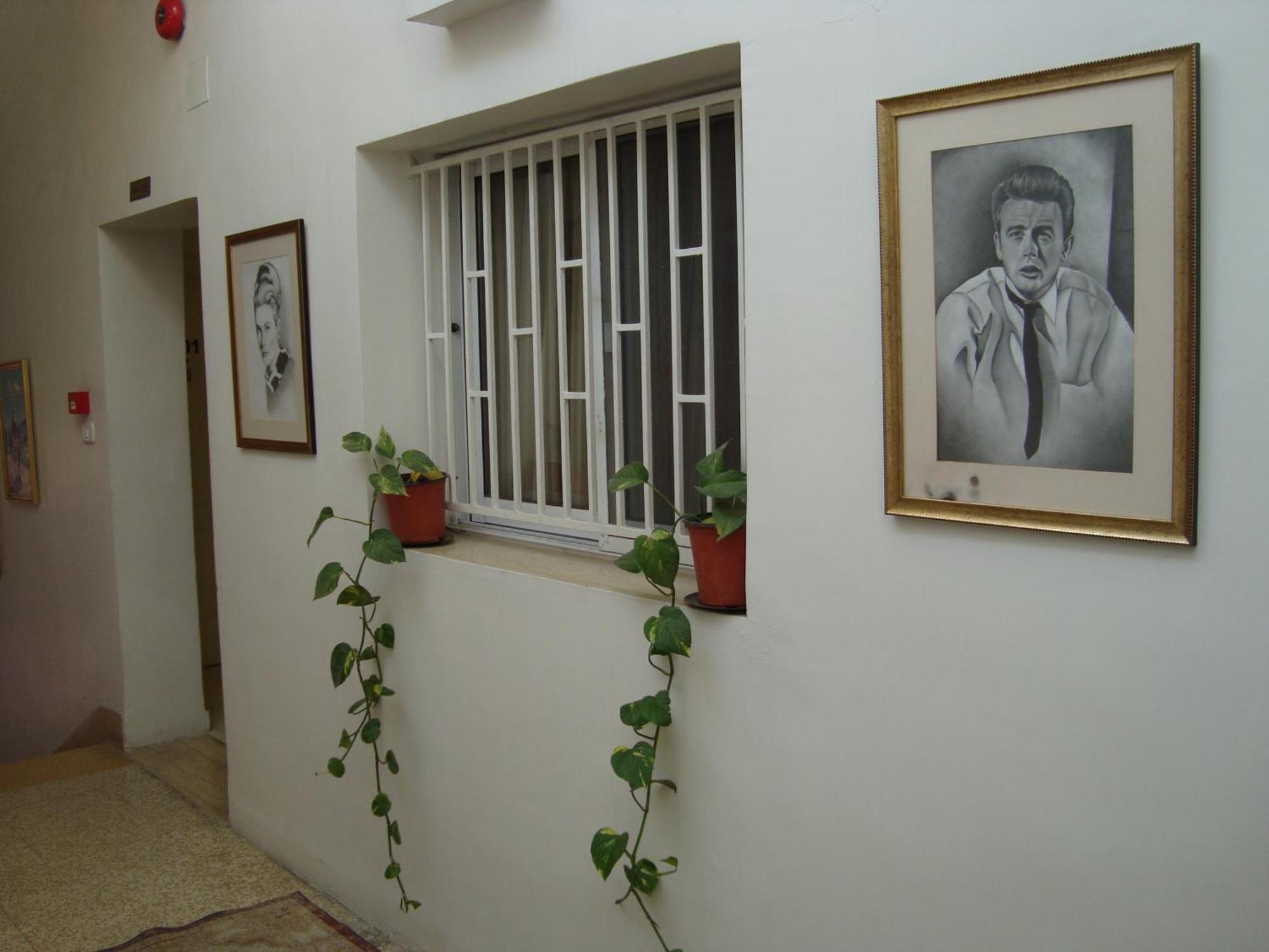 Gallery Hotel Amman Exterior foto